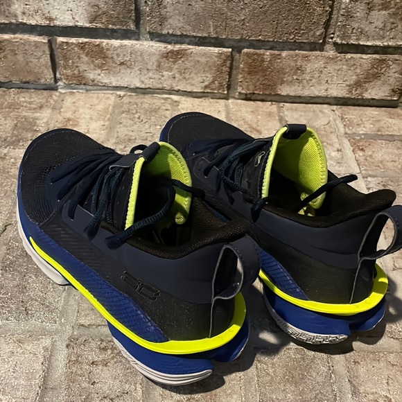 Under Armour | Shoes | Basketball Shoes 